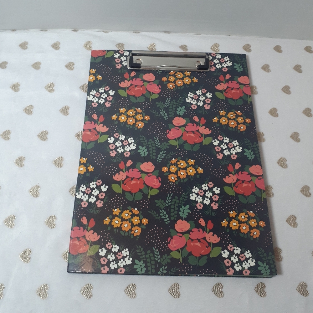 📚🎨 3/$15 *NWT* La Casa Bella Padfolio